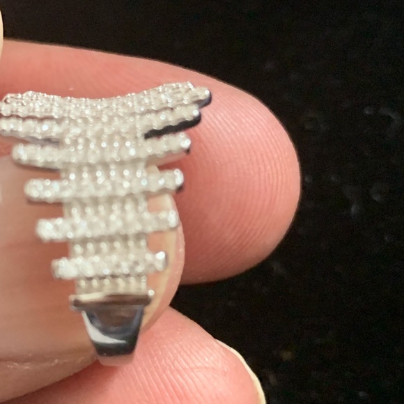 Ring - Picture 5 of 7